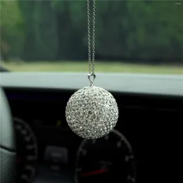 Interi￶rdekorationer Diamond Crystal Ball Cars Charms Bilh￤nge f￶r prydnadsspegel