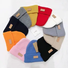 Pure Colors Beanie Simple Designer Women And Skull Caps 11 Colors Brand Knitted Hats PU Leather Label Wholesale