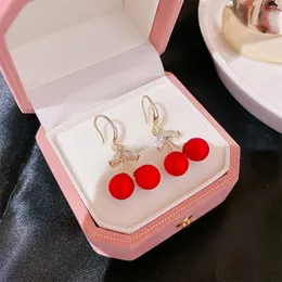 Dangle Chandelier Lucky Sweet Red Cherry Earring for Women 한국 스타일 2022 새로운 섬세한 간단한 마이크로 포장 보석