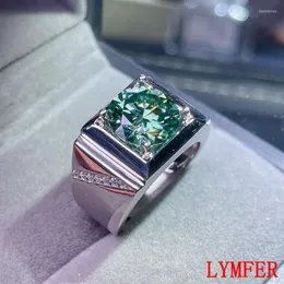 Küme halkaları gerçek 5ct yeşil moissanite erkek yüzüğü 925 gümüş güzel ateşli fariko elmas ikamesi testi geçebilir