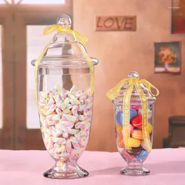 Bottiglie di stoccaggio Barattoli di caramelle trasparenti europei con coperchio Piedi alti creativi Bottiglia di vetro di cristallo Decorazione di nozze Supporto per dessert per torta