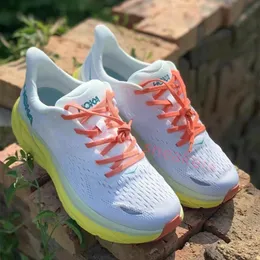 오토바이 부츠 Hoka One Clifton 8 운동화 운동화 운동화 충격 흡수 도로 패션 남성 여성 최고 디자이너 여성 남성 운동 23ess