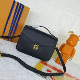 2022 Fashion Luxurys الكتف حقيبة Onthego متوسطة الحمل حقائب اليد من قبل حقائب مصمم الرسول الجلدية الأصلية 40780