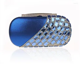 Abendtaschen 2022 High Fashion Blue Female weibliche Zirkon Brieftaschenstil Kette Handtasche Bankett Kupplung Mini -Tasche Totes Party Mujer Bolso 0430