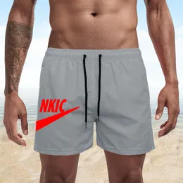 Letnia marka mody szarości szorki męskie trend Slim Fit Casual Sports Shorts list drukujący mężczyźni proste trzypunktowe spodnie plażowe