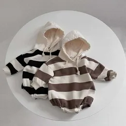 Rompers baby Autumn Fashion Striped Keep Warm Bodysuit Girl allcompetition Cotton Sweater Hoodies Cotton Jumpsuit Boys New Outfits J220922