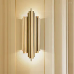 Lámparas de pared Lámpara de metal moderna Nordic Gold Led Sala de estar Dormitorio Baño Mesita de noche Cocina Decoración interior Pasillo Luz