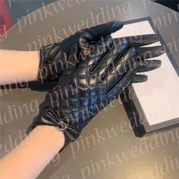 Роскошные женщины кожаные перчатки G Письмо Bowknot Gloves наружные сенсорные рукавицы мода теплые перчатки
