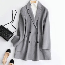 Womens Wool Blends Autumn Women Cappotto di lunghezza midi Colletto rovesciato Design con bottoni doppi 100% lana Cappotto di lana nero grigio Casaco Feminino 221007