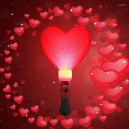 Parti Dekorasyonu 1 PCS Aşk Kalp Yıldızı Light Up Stick Led Konser Dekoratif Parlayan Çubuklar Hediye Çocuk Doğum Günü Oyuncakları