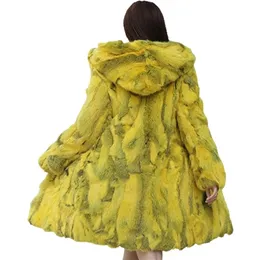 女性の毛皮のフェイクフード付き本物のコート混合色天然ウサギの女性ウィンタージャケット