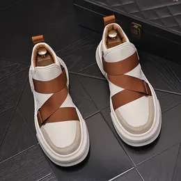 Italien designers bröllopsklänning festskor mode andas vita vulkanisera avslappnade sneakers runda tå tjock botten företag fritid loafers y137