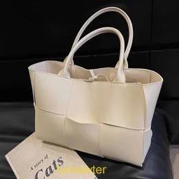 Botteg Versatile Designer Cassette Tote Bags Handbags Venetas Bag Women's Spring New Fashionable One Shoulder Bag Women's Bag Large C