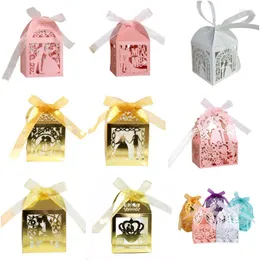 Geschenkpapier 20/30 / 50PCS Lover Laser Cut Candy Boxes mit Ribbon Chocolate Box Babyparty Hochzeitsbevorzugungen Geschenke für Gäste Party SupplyGift