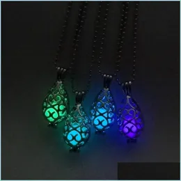 Pendant Necklaces Teardrop Openwork Essential Oil Necklace Diffuser Wholesale Per Aromatherapy Jewelry Diffusers Metal Volcanic 254 D Dhyna