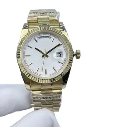 Homens mecânicos automáticos Relógio de 41mm Data de calendário clássico Gold Sapphire White Face Hora da unha Marker Luxury Watch New Designer