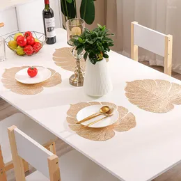 Masa paspasları 6 pvc placemats seti içi boş çiçekler yemek için bir yer yemek preslenmiş çiçek açan yaprağı Noel evi