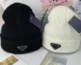 NEW 2023 Wholesale beanie Winter caps Hats Women and men Beanies with Real Raccoon Fur Pompoms Warm Girl Cap snapback pompon Beanie Hat Fashion Accessories PP-1