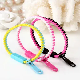 Creative Zipper Activities Bracelet Toy for Kids Children Adhd Autism Hand Sensory Toys Stress Reliever Focus 2024