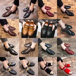 Sapatos oxford brogue luxuosos sapatos pontudos de couro com borla floral lantejoulas fivela de metal alta qualidade moda masculina formal casual estribos de um pé tamanhos grandes 38-47