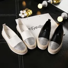 Dress Shoes Dropshiping 2019 Fashion Black Shoes for Women Casual Slip on Loafers Ballerina Flats Nurse Woman Espadrille Tenis Plus Size T221010