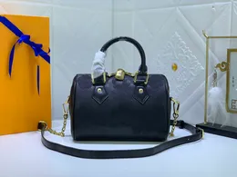 Wysokiej jakości moda luksusowa torba na ramiona Onthego Medium Tote Women Projektanci torebki według monogramów basenowych wytłaczanie Messenger 2022 202301