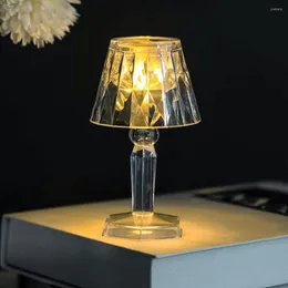 Bordslampor Romantisk lampa LED Crystal Projection Light Diamond Bar Hemdekoration för Cafe Restaurant Decor