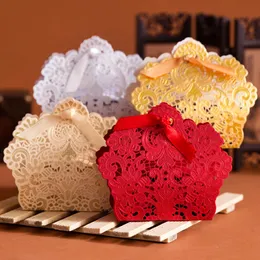 Hohle Spitze-Blumen-Süßigkeits-Kasten-Weißgold-rote Schokoladen-Geschenkboxen Hochzeitsfestbevorzugungs-Süßigkeiten-Süßigkeiten-Geschenk-Verpackungs-Kasten TH0513