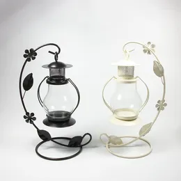 Candelabros de hierro y vidrio para Mousse, accesorios románticos, accesorios de lámpara clásicos, farol rústico pequeño para el hogar