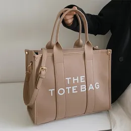 Evening Bags Luxury Designer Bag Tote Women Handbags Letter Shoulder Brands Soft PU Shopper Purses Crossbody for Clutch 221010