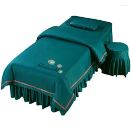 Постилочные наборы роскошные шелковые красоты салон, раскрытая набор из четырех частей, набор Nordic Style Massage Spa Spa Skirt с отверстием