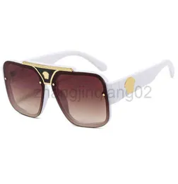 Designer Versage Sunglass Eyewear Cycle Lussuoso Moda Donna Uomo Moda Personalizzato Rospo Cornice grande Vintage Baseball Sport Nuovi occhiali da sole Medussa