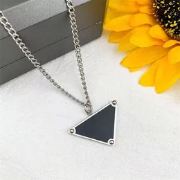 Fashion charm Necklace Sale Pendant Necklaces for Man Woman Inverted Triangle Letter Designers Brand Jewelry couple pendant Clavicle Chain Valentine day gift