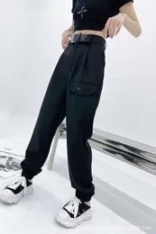 Pantaloni da donna Capris Autunno Nuovo Triangolo in pelle Decorativo Abbigliamento da lavoro casual Bello Leggings Cintura a vita alta Design