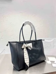 Bolsa bordada com cord￣o bordado bolsa de compras de couro com z￭per crossbody pocket moda feminina qualidade ombro 220825
