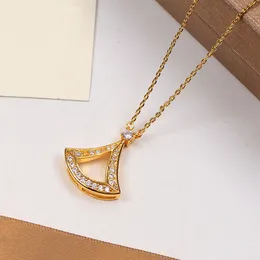 Designer gold necklaces fashion luxury pendant necklace for woman Fan-shaped diamond pendants jewelry women 18k gold plated titanium wedding gift