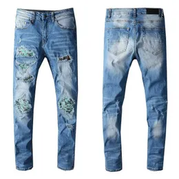 Jeans azules para hombre Pantalones de mezclilla desgastados delgados Rodilla hecha jirones rasgada para hombre Parches de remache Flaco recto con agujeros Tamaño 28-40 Largo
