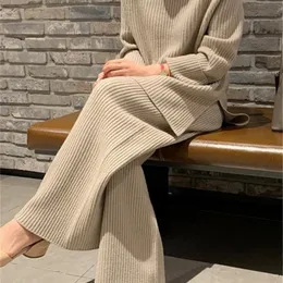 Women's Two Piece Pants REALEFT Autumn Winter 2 Pieces Women Sets Knitted Tracksuit O-Neck Split Sweater and Wide Leg Jogging Pants Pullover Suits 221010