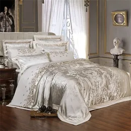 Zestawy pościeli Sliver Gold Luxury Silk Satin Jacquard Duvet Cover pościel Queen King Size Arkusz Haftowy Arkusz 221010