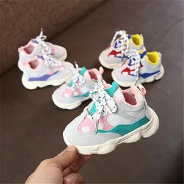 First Walkers Autumn Baby Boy Boy Toddler Shoes Infant Rungle Running Shoes Bottom Bottom Mostiching Schitching Color Children Sneaker 221011