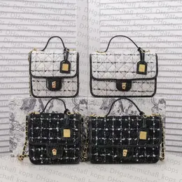 Bag damskiej torby na jedno ramion 22K duża pojemność Clamshell Knit oryginalny styl vintage wełniany diamentowy wzór luksusowy projektant mody crossbody