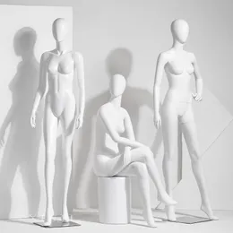 Buon manichino bianco opaco modello di postura diversa corpo femminile completo per esposizione