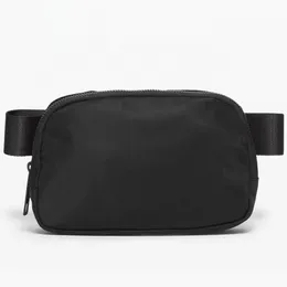 Projektant Lu Everywhere Pasp Bag Fanny Pack Crossbody torebka torebka na ramię sporty w talii portfela portfela zewnętrzna klatka piersi