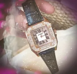 أفضل العلامة التجارية Quartz Women Time Clock Watches 36mm Auto Date Square Diamonds Roman Dial Premium Popular Popular Gifts Female Bracelet Wristwatch Montre Femme