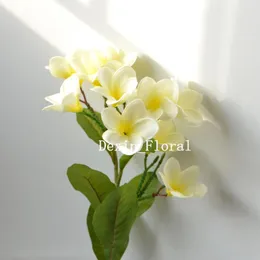 Dekorativa blommor diy bröllop centerpieces elfenben gul frangipani plumerias stjälkar naturlig riktig beröring för silk brudbukett