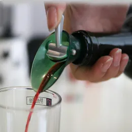 500 Stück Weiß Rotweinbelüfter Plug Cap Flaschenausgießer Ausgießen mit Silikondichtung Stopper Trichter Absperrung Grüne Farbe RRE14915