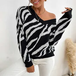 Kadın Örgü Tees Yemoggy Moda Zebra Kükredi Kadınlar için Sonbahar ve Kış Sweaters 2022 Yeni V-Gell Full Sleeve Külot Sweaters Kadın T221012
