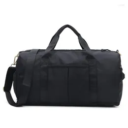 Duffel Bags Functional Large Capacity Travelling Bag Unisex Nylon Waterproof Shoulder Women Fashion Handbag Pure Color Gym BagDuffel 22090015