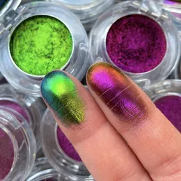 Chameleon Pigment: Infinite Chrome Laser Eyeshadow Highlighter In