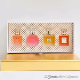 Parfymupps￤ttning doft f￶r kvinna 25 ml 4 flaskor EDP Coco Chance N5 Spray Parfum Charm Lady Designer Parfyes K￶ln Pleasant Doftrances Girl Present Box Wholesale Drops